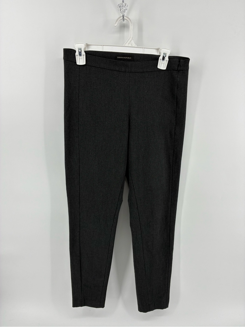 Banana Republic Grey Ankle-Length Women's Pants